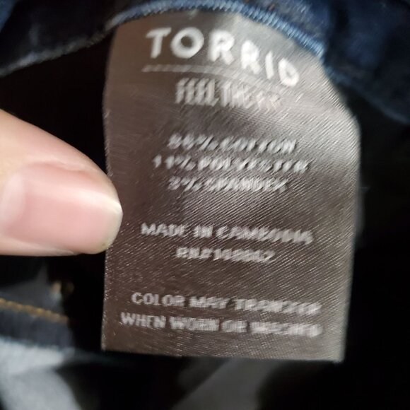Torrid Jeans Womens 22-26 Blue Trio Fit Slim Boot High-Rise Stretch Denim *NWT* - Picture 16 of 16